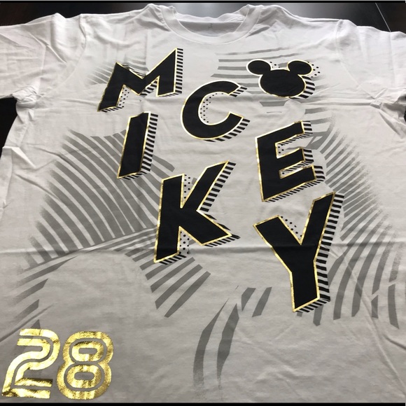 Disney Parks Men Graphic Tshirt Mickey Mouse White Black Gold NEW - Picture 8 of 11